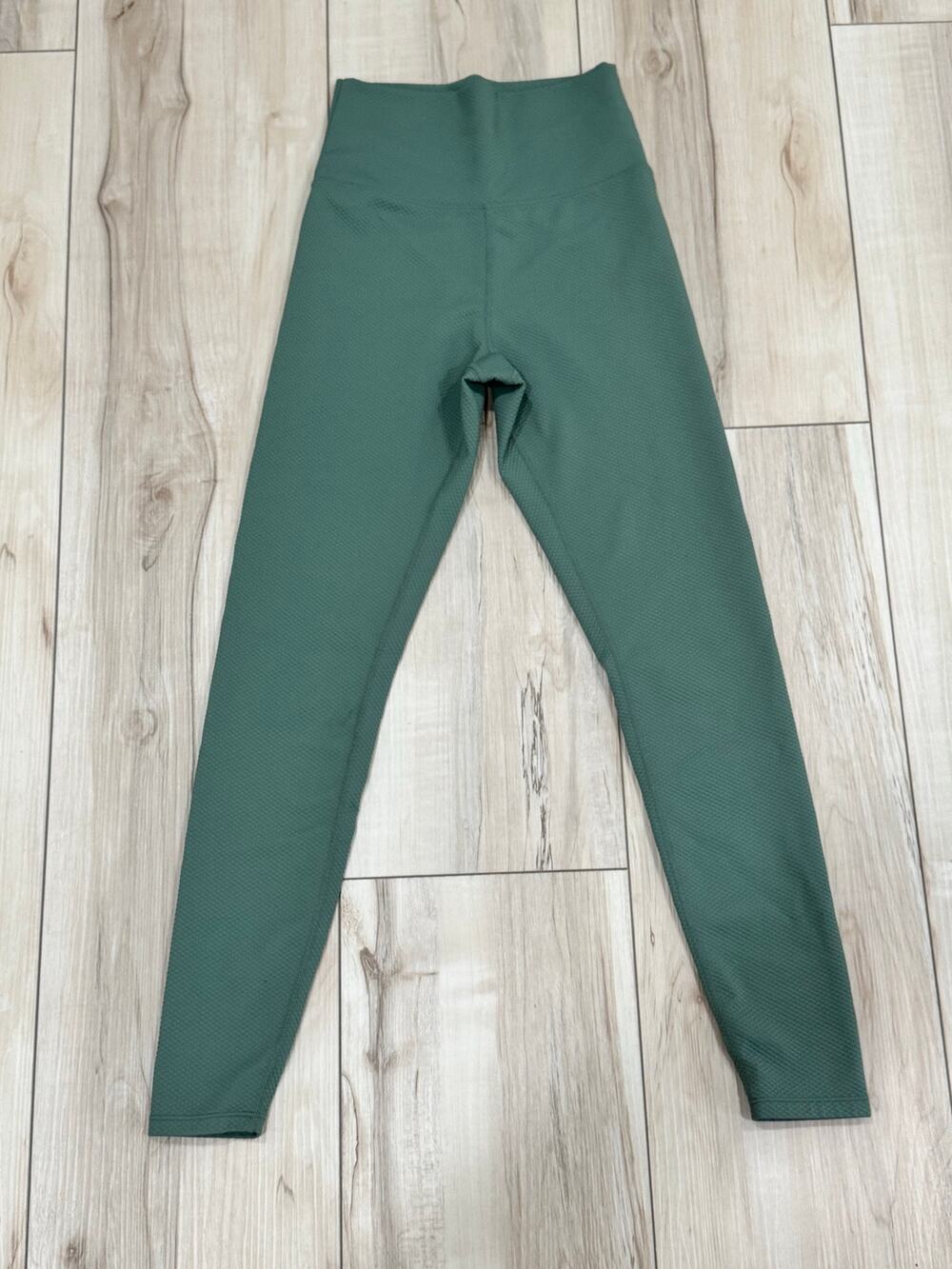 BeachRiot Sport RIbbed Leggings Green Waffle Small